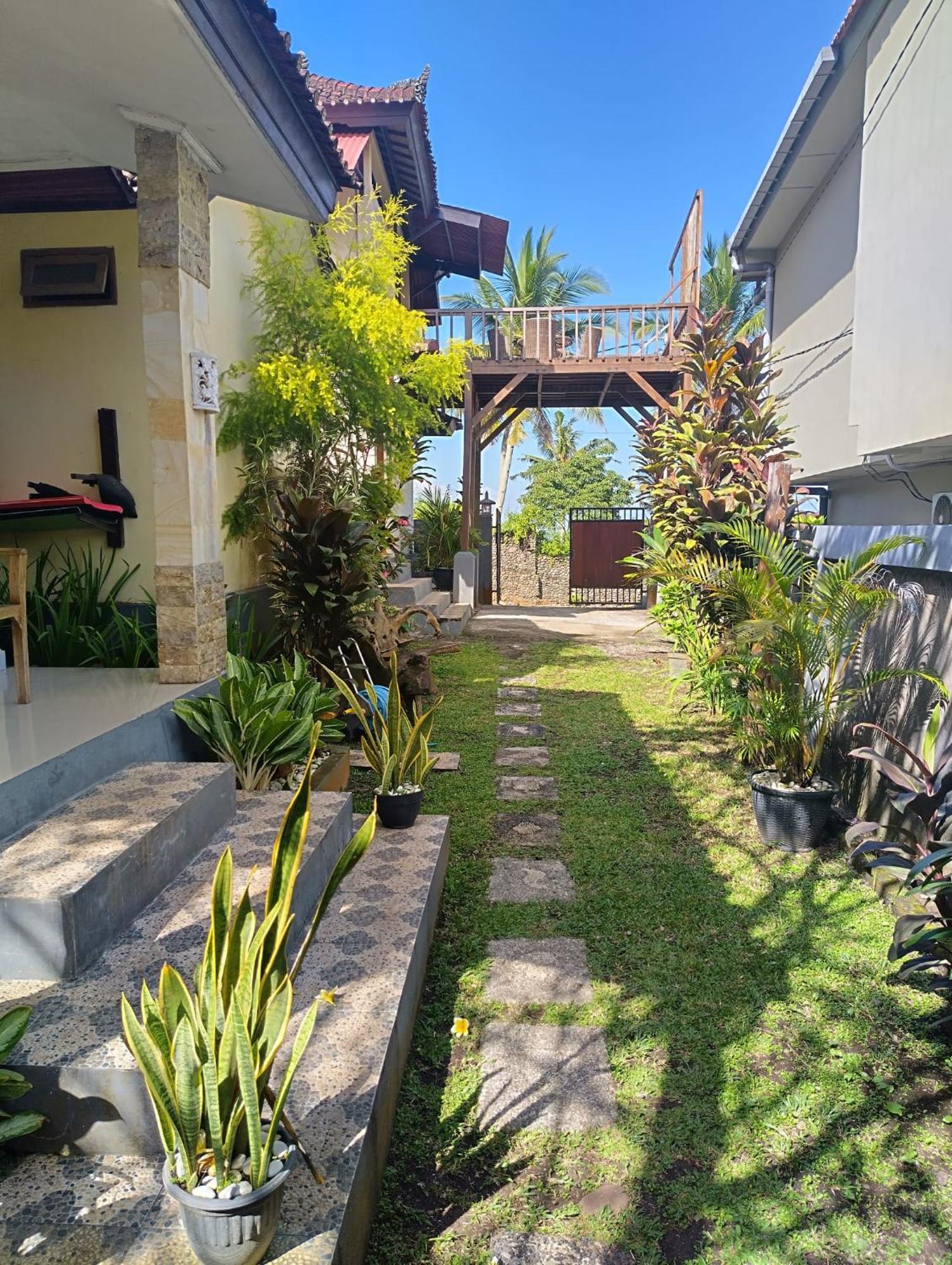 Kirra'S Beach House Pulukan Exterior foto